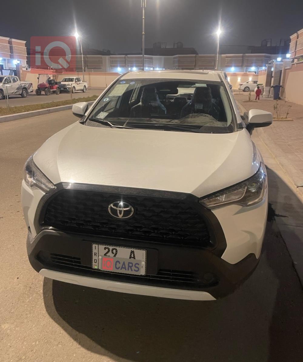 تۆیۆتا کۆرۆلا کرۆس